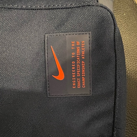 Nike Syracuse Orangemen utility Duffle Bag - Picture 2 of 4